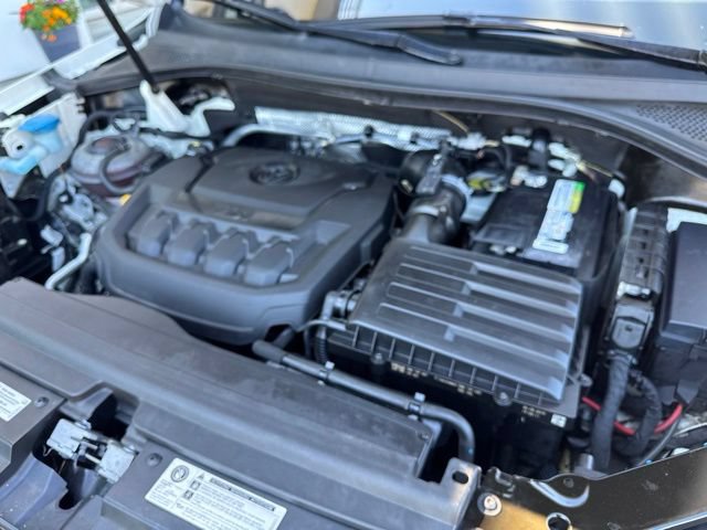 Used 2019 Volkswagen Tiguan SE w/ Panoramic Sunroof Package AWD/4WD image 28