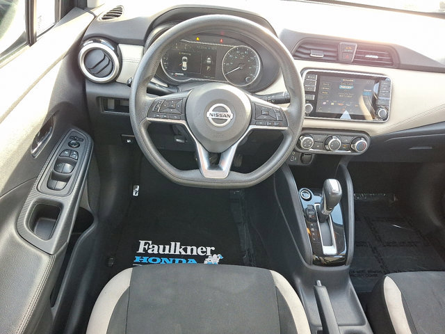 Used 2020 Nissan Versa SV image 11