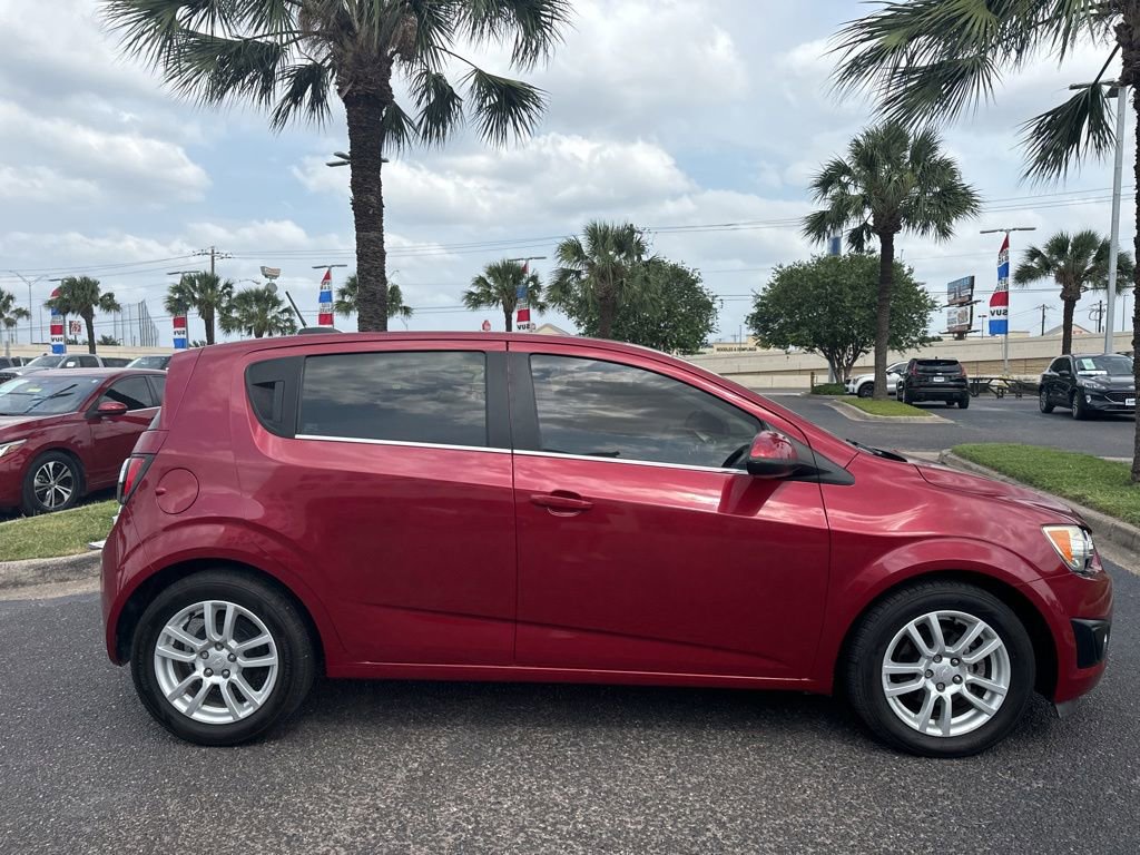 Used 2016 Chevrolet Sonic LT w/ Wheels and Fog Lamp Package FWD image 5