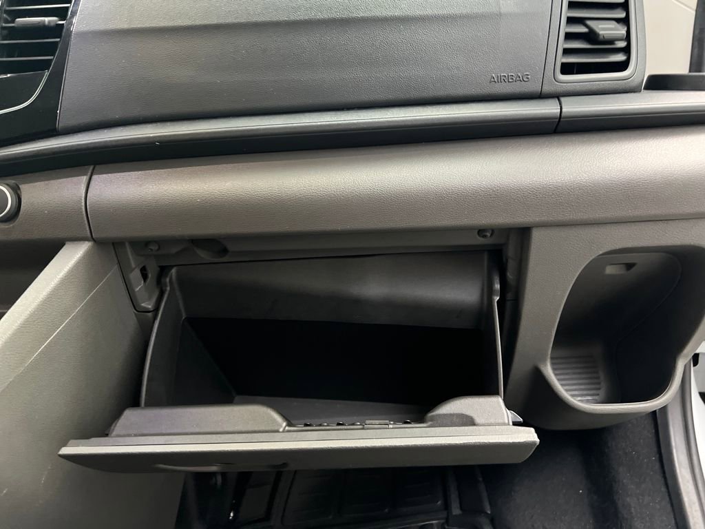 Used 2023 Ford Transit 350 XLT image 29