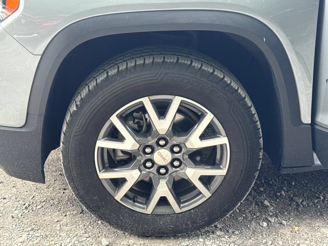 Used 2023 GMC Acadia SLT FWD image 25
