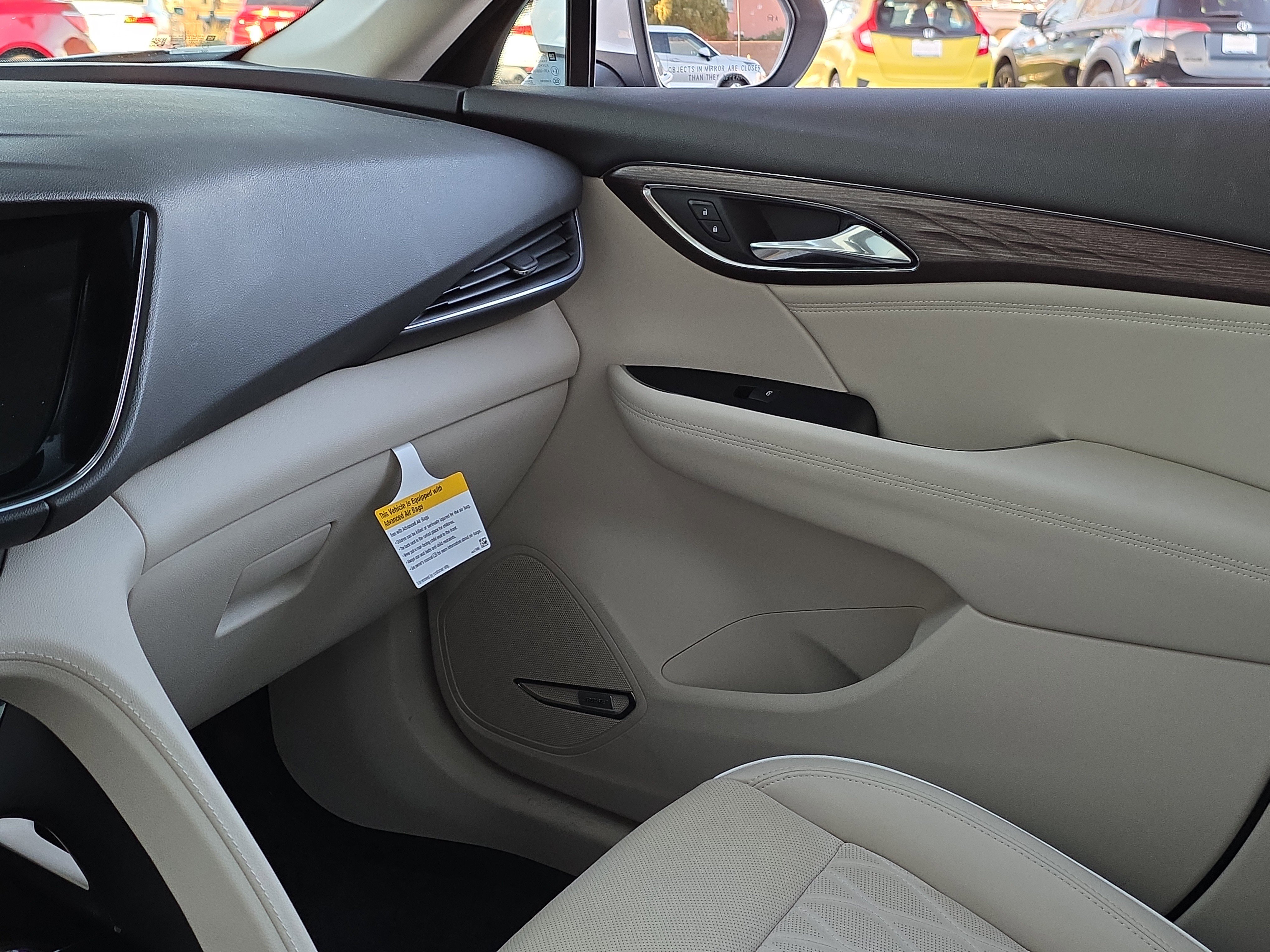 Used 2023 Buick Envision Avenir image 27