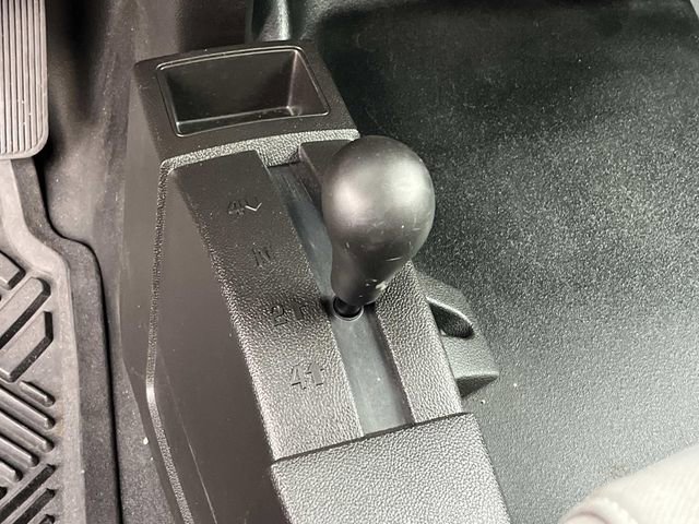 Used 2015 GMC Sierra 3500 4x4 Regular Cab w/ Sierra Convenience Package image 23