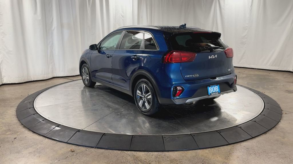 Used 2022 Kia Niro EX image 8