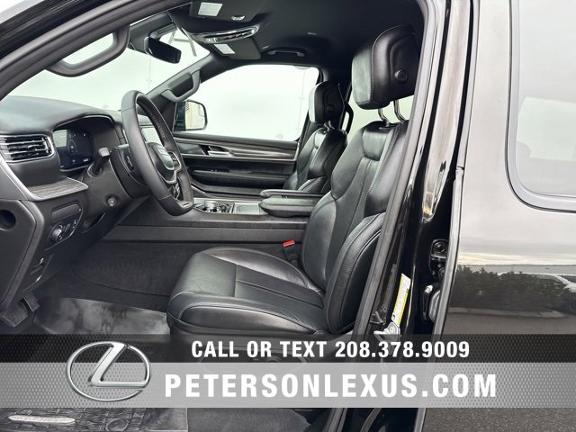 Used 2024 Jeep Wagoneer Series III image 25