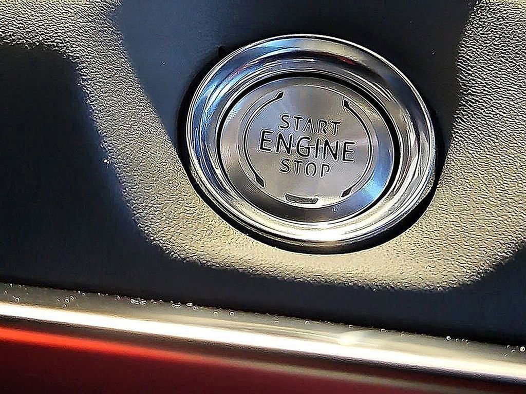 New 2026 Chevrolet Corvette Stingray Premium Conv w/ Z51 Performance Package image 16