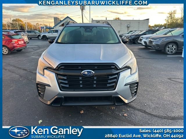 Used 2025 Subaru Ascent Onyx Edition image 2
