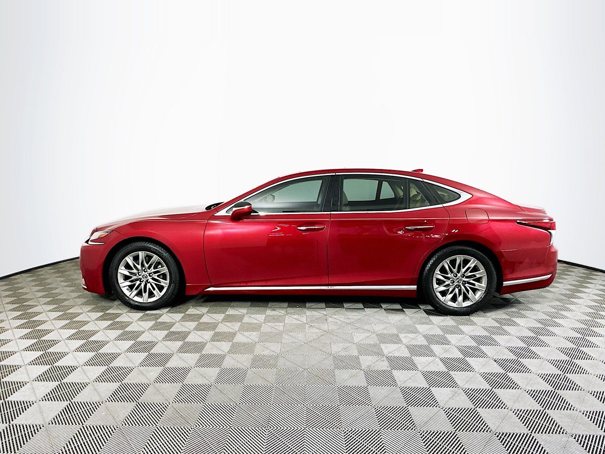 Used 2019 Lexus LS 500 image 4