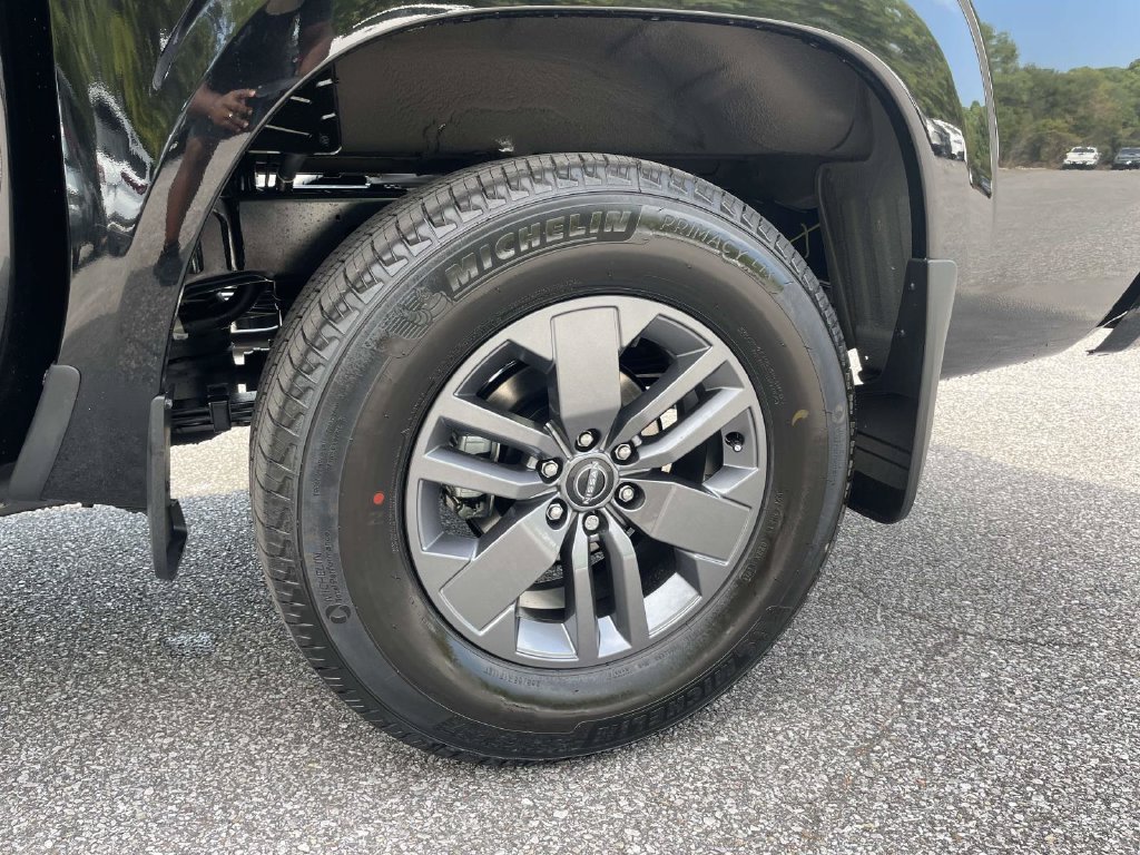 New 2027 Nissan Frontier SV RWD image 7