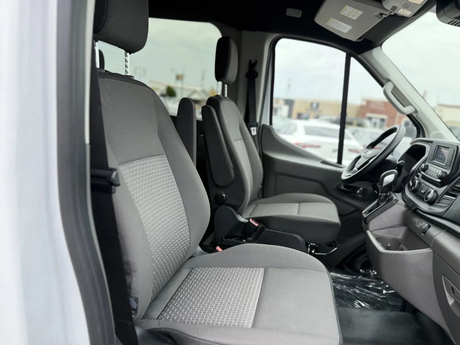 Used 2024 Ford Transit 350 XL image 23