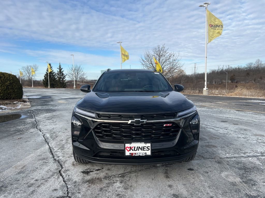 New 2026 Chevrolet Trax RS w/ Sunroof Package image 2