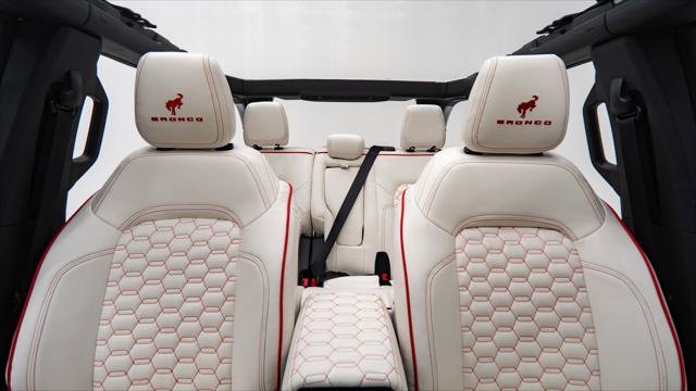 Used 2025 Ford Bronco 4-Door image 30