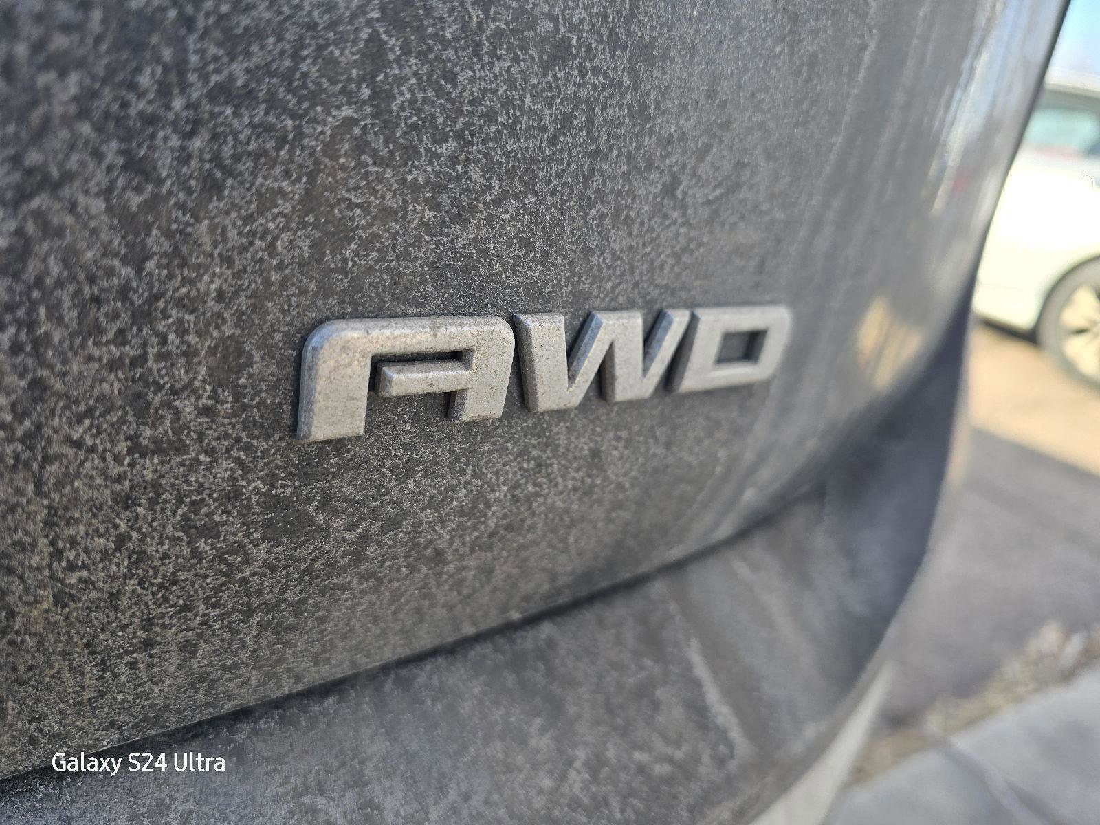 Used 2020 GMC Terrain SLT image 13