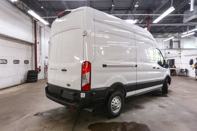 Used 2024 Ford Transit 250 148 High Roof AWD image 11