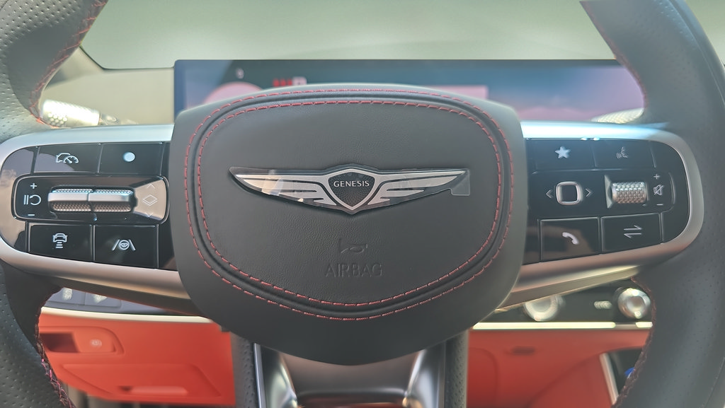 New 2026 Genesis GV70 2.5T Sport Prestige AWD/4WD image 17