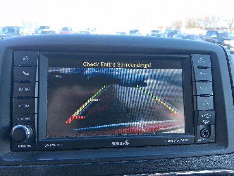 Used 2015 Chrysler Town & Country Touring-L w/ Driver Convenience Group image 35