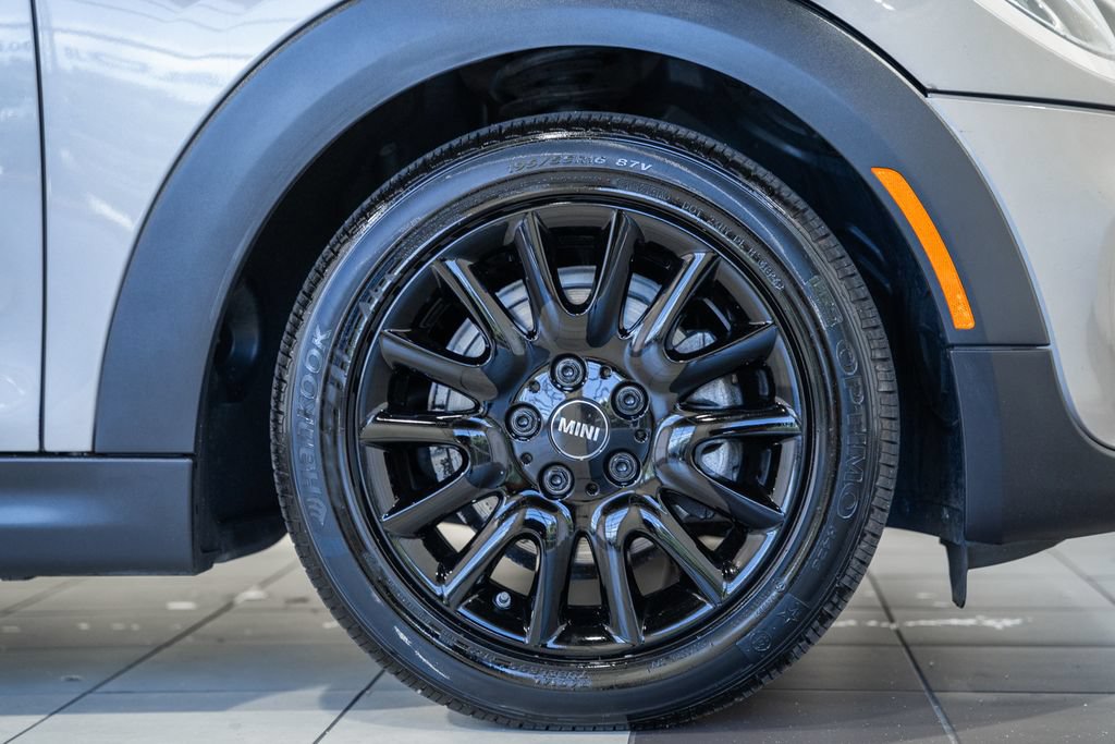 Used 2020 MINI Cooper 2-Door Hardtop FWD image 13