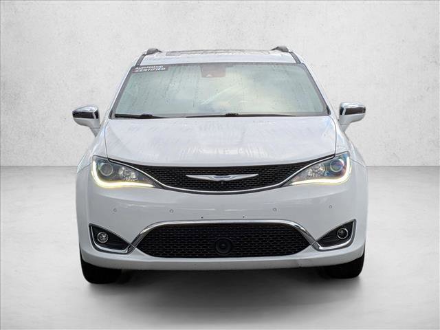 Used 2017 Chrysler Pacifica Limited w/ Advanced Safetytec Group image 2