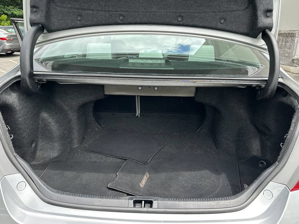 Used 2017 Toyota Camry SE FWD image 23