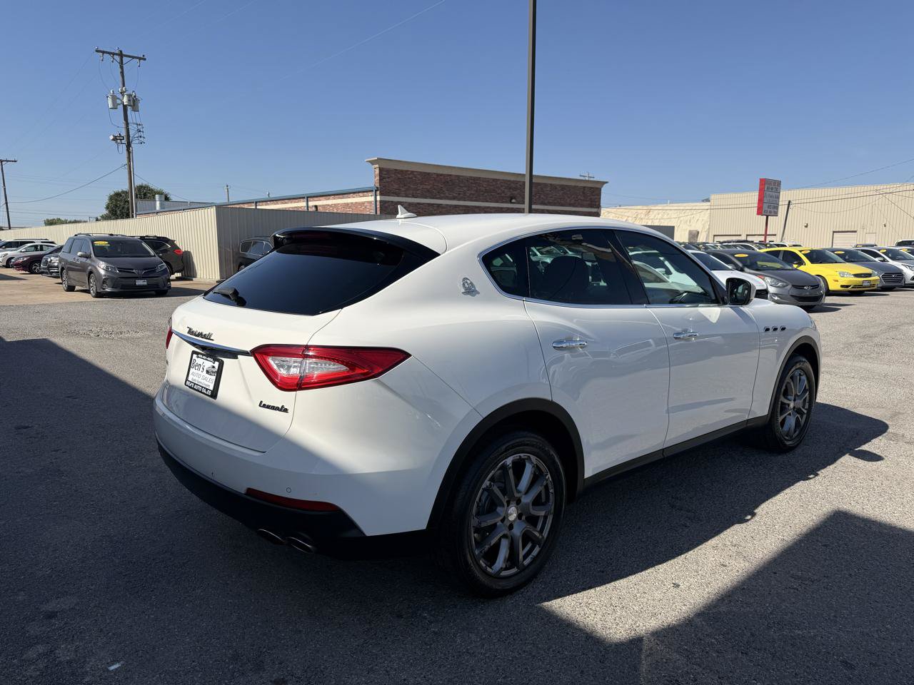 Used 2018 Maserati Levante AWD/4WD image 6