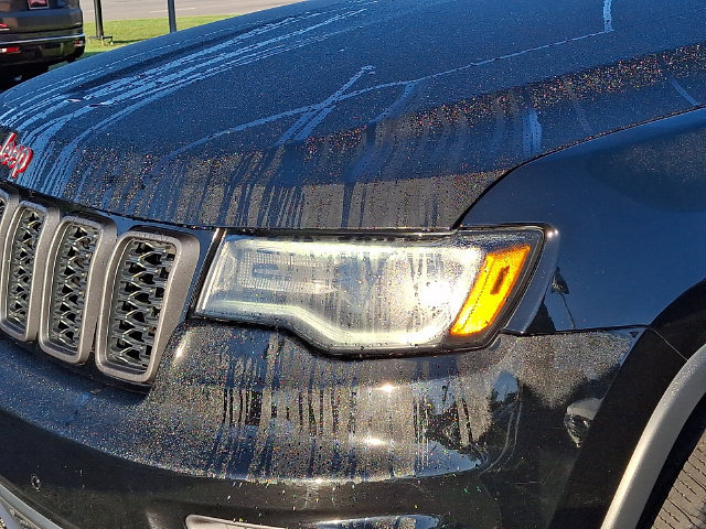 Used 2018 Jeep Grand Cherokee Trailhawk w/ Trailhawk Luxury Group AWD/4WD image 9