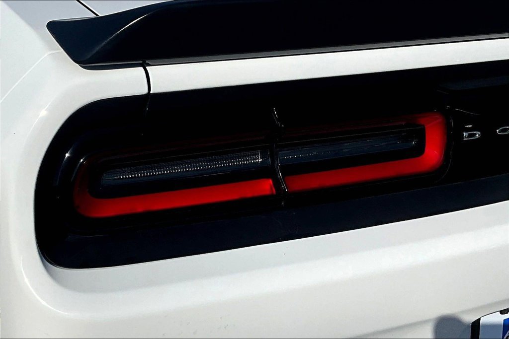 Used 2023 Dodge Challenger SXT RWD image 32