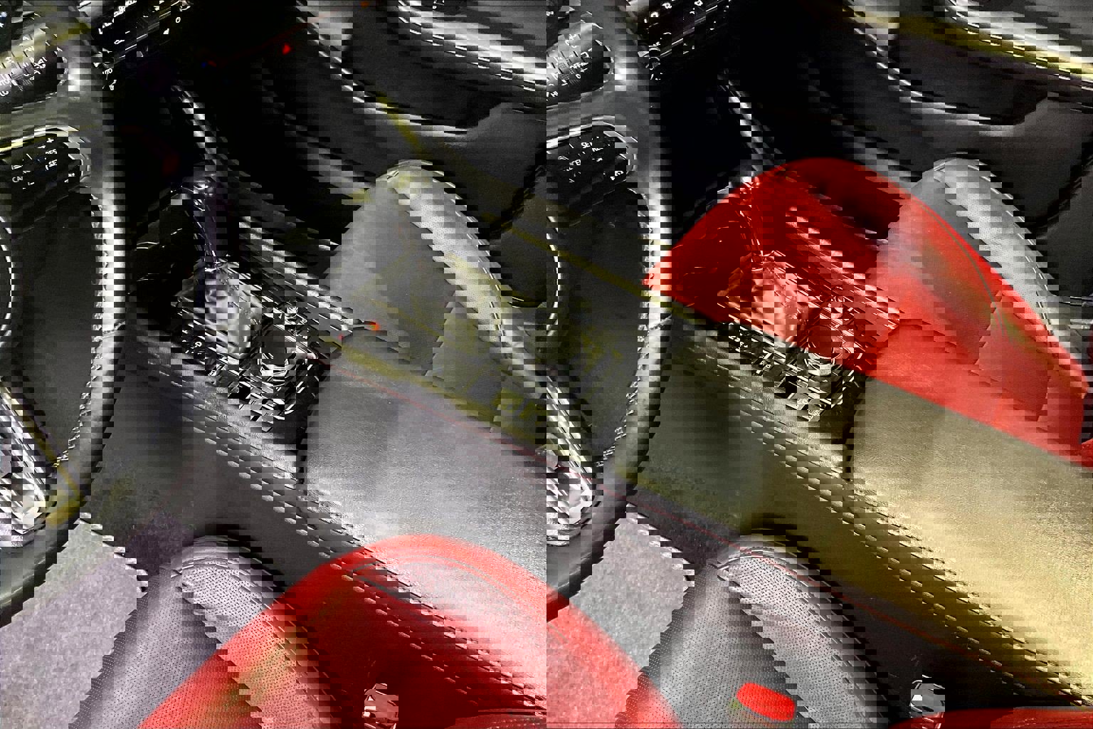 Used 2024 MAZDA MAZDA3 s image 17