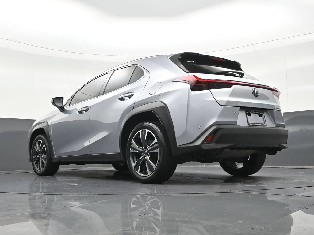 Used 2023 Lexus UX 250h FWD w/ Accessory Package (Z2) image 32
