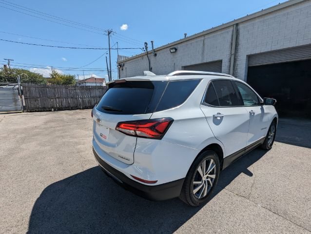 Used 2022 Chevrolet Equinox Premier w/ LPO, Floor Liner Package FWD image 7