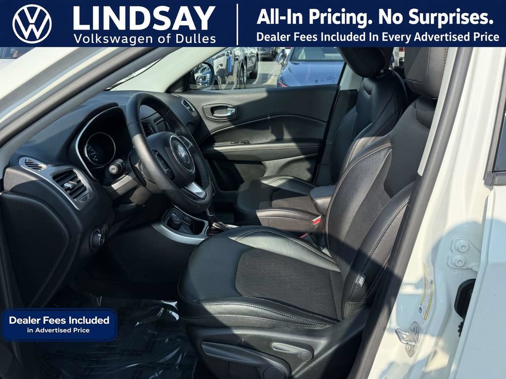 Used 2017 Jeep Compass Latitude AWD/4WD image 11