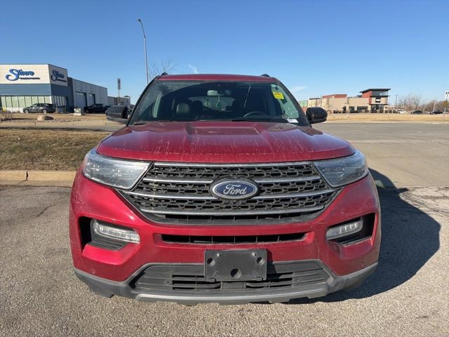 Certified 2024 Ford Explorer XLT w/ Equipment Group 202A image 9