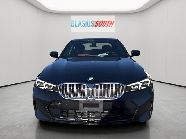 Used 2025 BMW 330i xDrive Sedan image 2
