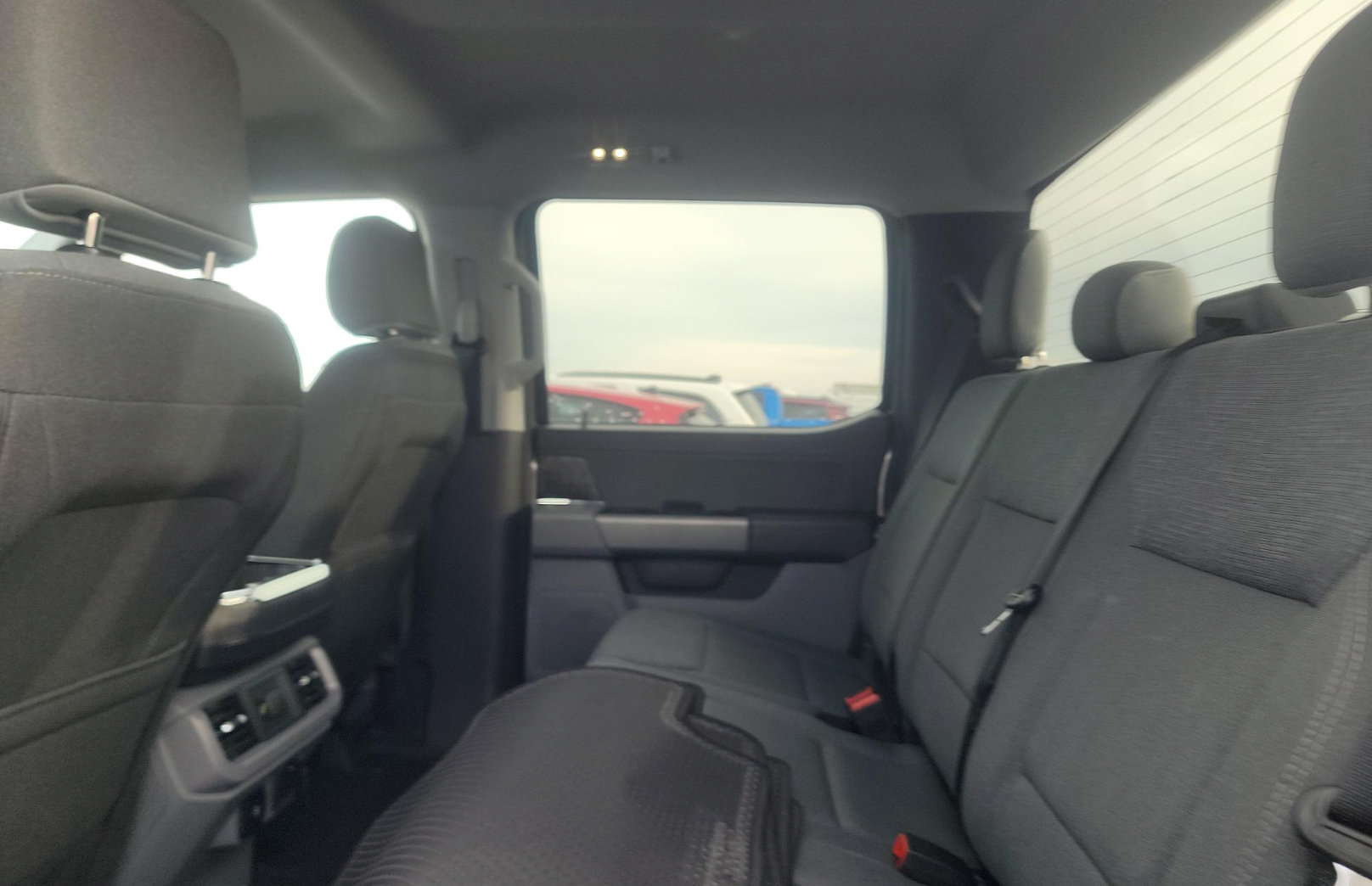 Used 2024 Ford F150 Lightning XLT AWD/4WD image 12