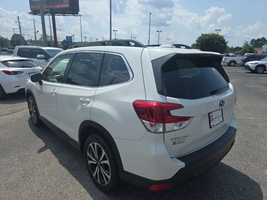 Used 2023 Subaru Forester Limited AWD/4WD image 7