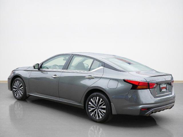 Certified 2023 Nissan Altima 2.5 SV w/ SV Premium Package AWD/4WD image 5