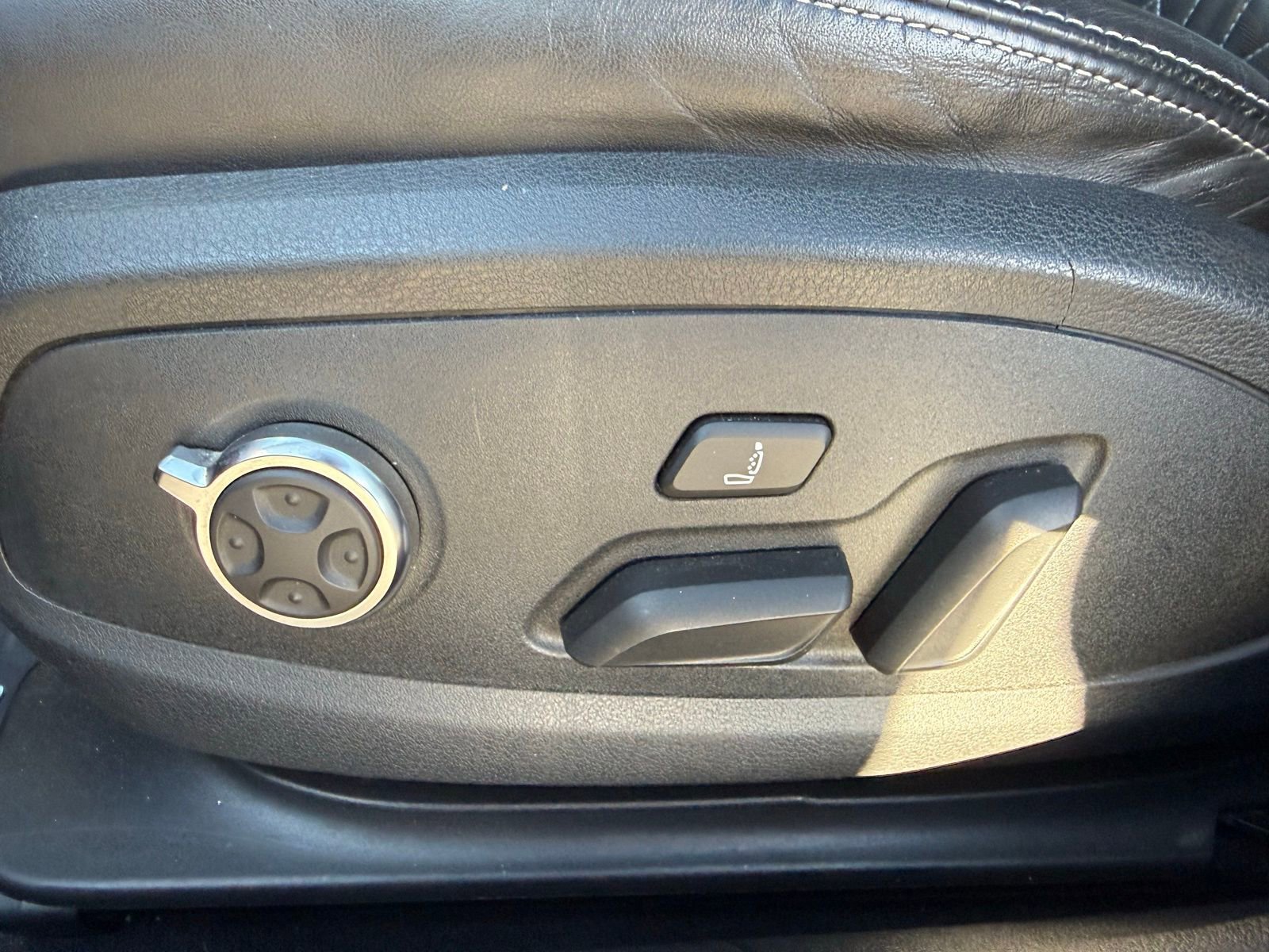 Used 2018 Audi S4 Premium Plus w/ Navigation Package image 16