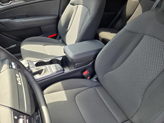 New 2026 Kia Sportage SX FWD image 10
