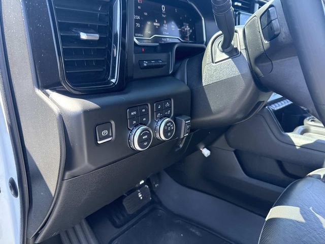 Used 2024 GMC Sierra 2500 AT4 w/ AT4 Premium Plus Package AWD/4WD image 24