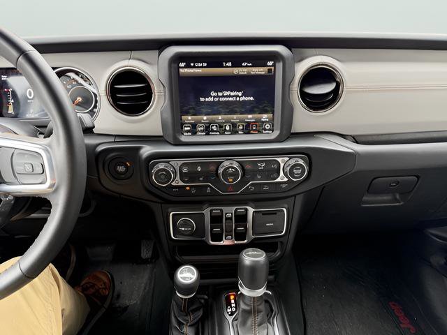 Used 2023 Jeep Gladiator Overland image 20