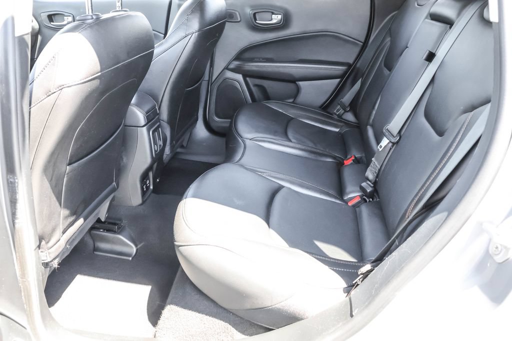 Used 2021 Jeep Compass Limited w/ Sun and Sound Group AWD/4WD image 28