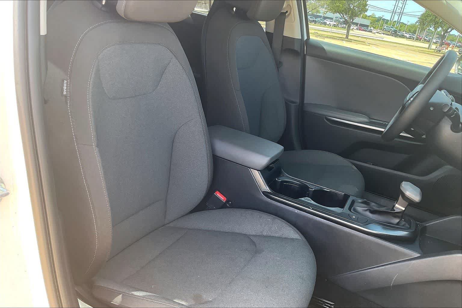Certified 2025 Kia K4 FWD image 11