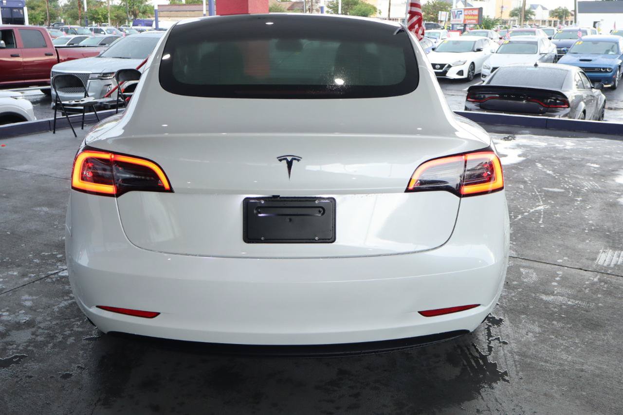 Used 2023 Tesla Model 3 Standard Range RWD image 8