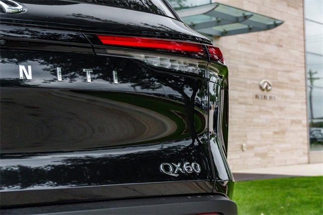 New 2025 INFINITI QX60 Pure image 8