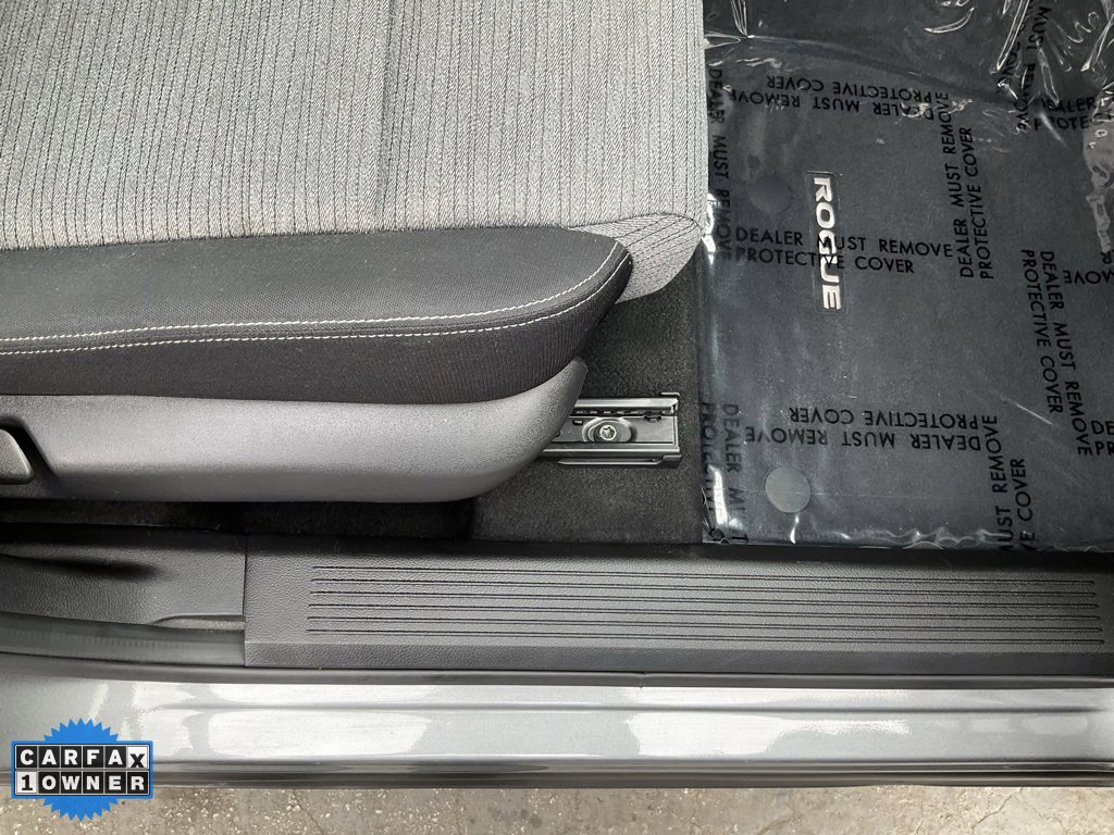 Used 2021 Nissan Rogue SV image 62