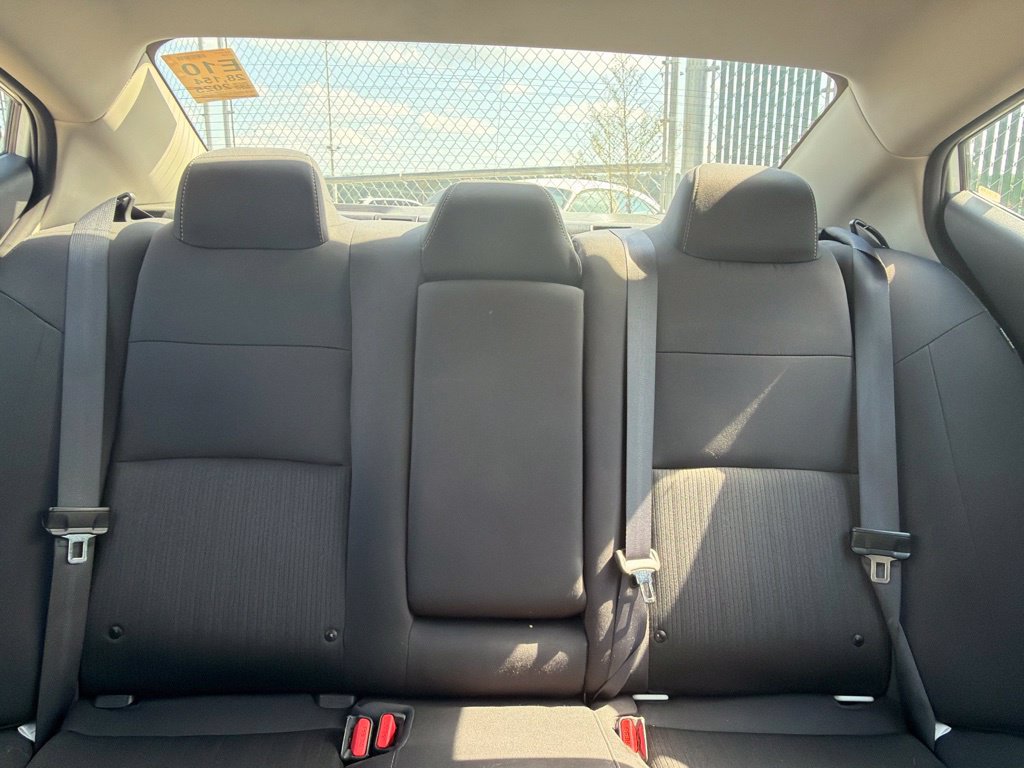 Used 2025 Nissan Altima 2.5 SV FWD image 7