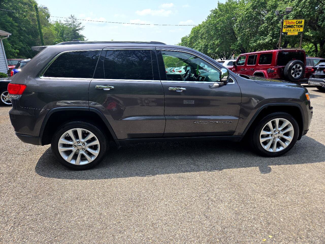 Used 2017 Jeep Grand Cherokee Limited image 6