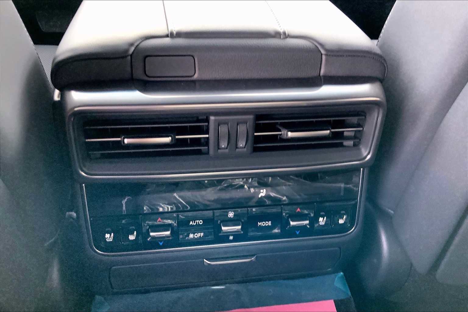 New 2025 Lexus LX 700h Luxury image 18