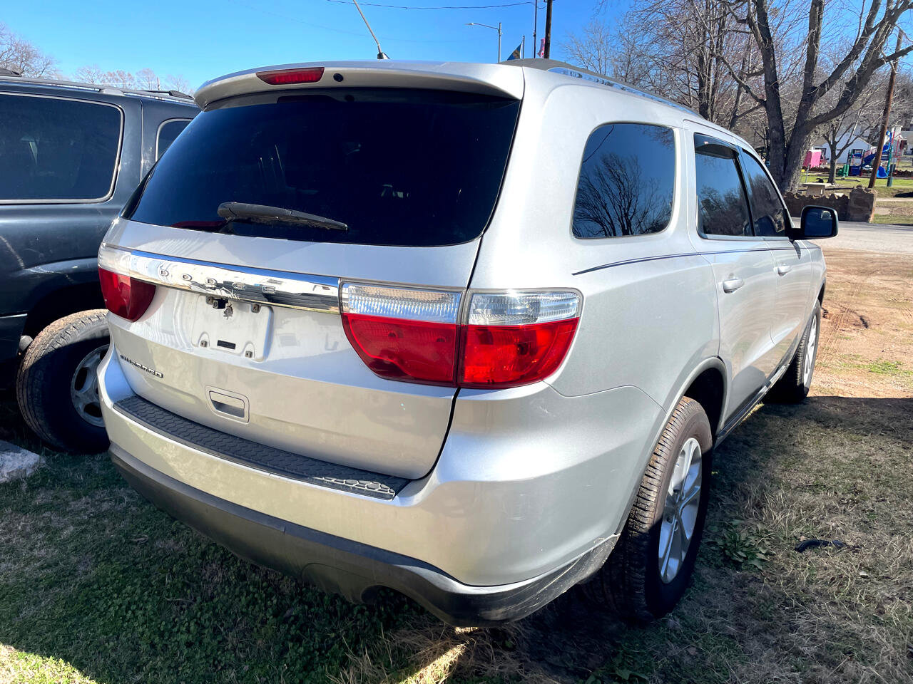 Used 2012 Dodge Durango SXT image 4