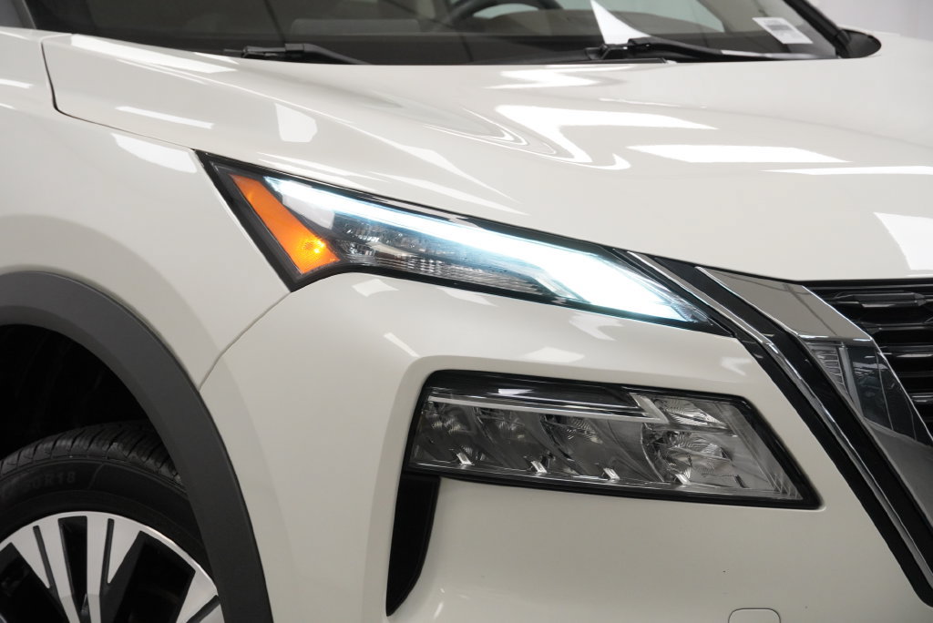 Used 2023 Nissan Rogue SV w/ SV Premium Package AWD/4WD image 36