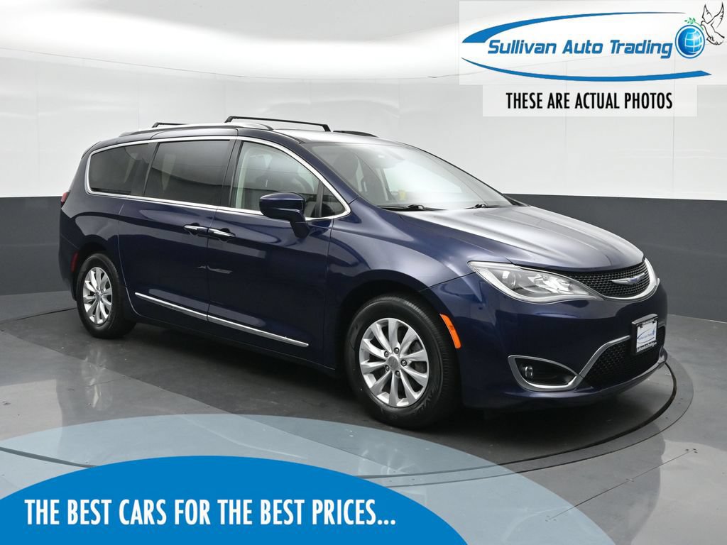 Used 2018 Chrysler Pacifica Touring-L
